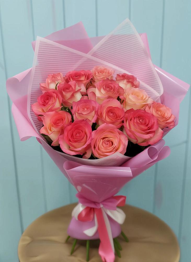 Букет 15 Розовых роз Равель в Суре
