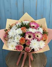 Букет цветов из:  Розы, Герберы и Хризантемы в Суре