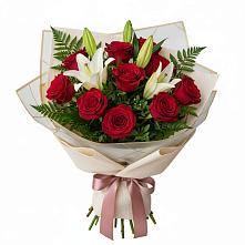 Букет цветов из:  Лилии и Розы в Суре