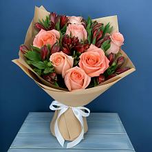 Букет цветов из:  Розы и Альстромерии #REPLACE_PRED# Суре