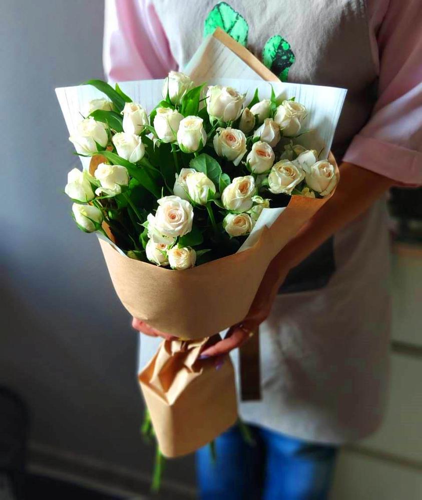 Букет цветов из: Розы в Суре