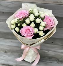 Букет цветов из:  Розы в Суре