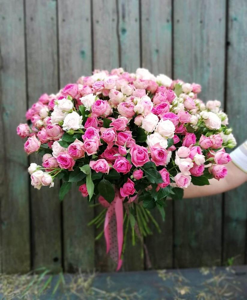 Букет Розовые кустовые розы Натали и Лав Лидия в Суре