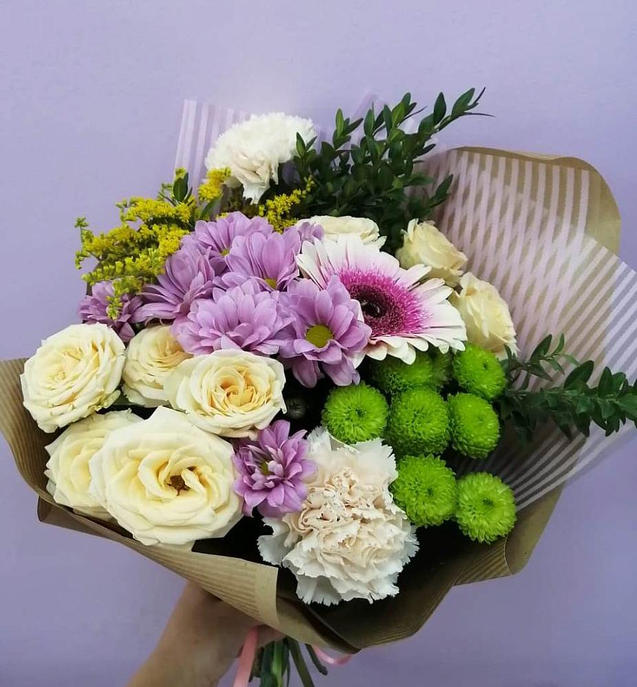 Букет цветов из: Хризантемы, Розы, Гвоздики и Герберы в Суре