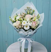 Букет цветов из:  Розы и Лизиантусы #REPLACE_PRED# Суре