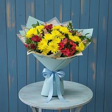 Букет цветов из:  Альстромерии и Хризантемы в Суре