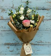 Букет цветов из:  Розы и Лизиантусы #REPLACE_PRED# Суре