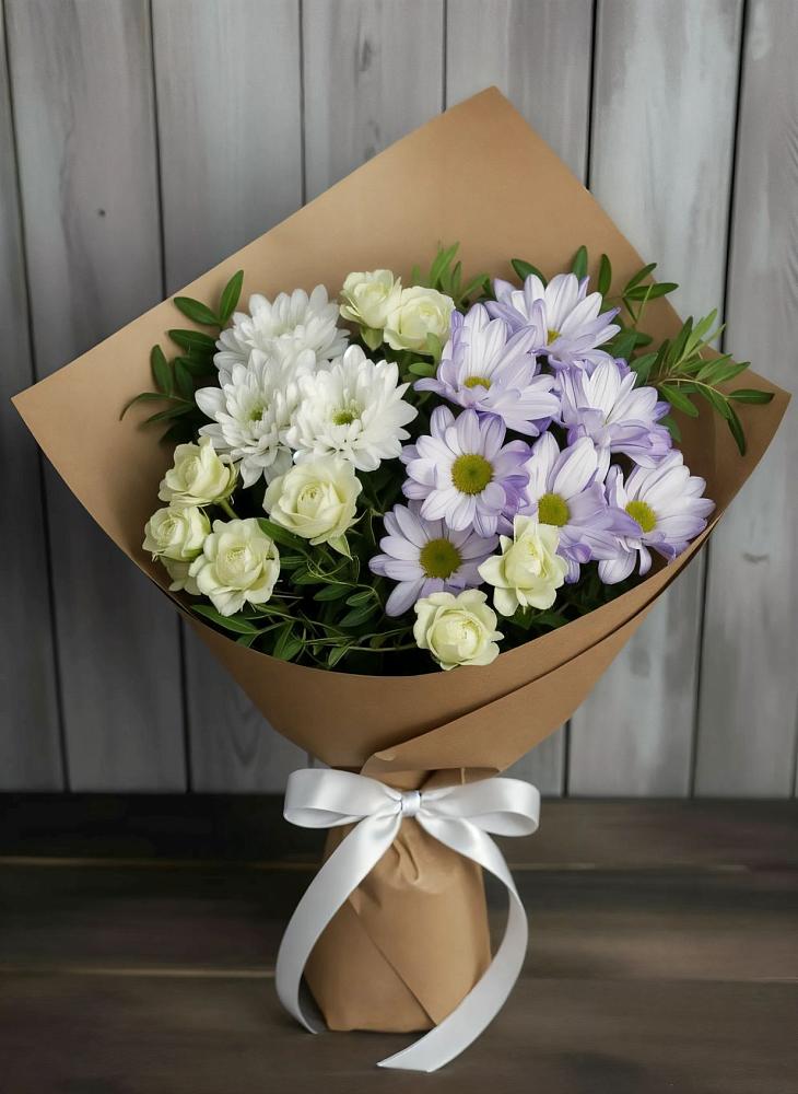 Букет цветов из: Хризантемы и Розы в Суре